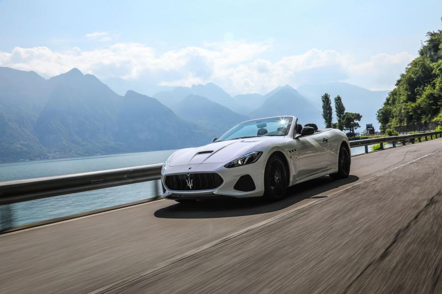  Maserati GranCabrio MC 2017 года  (фото 10 из 19)